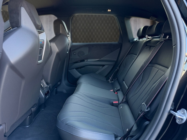 Bild 8: BMW iX3 50 xDrive