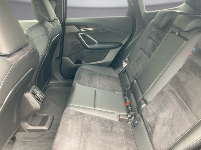 Bild 11: BMW iX1 eDrive20 U11