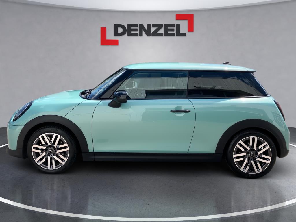 Bild 1: Mini Cooper C F66 B38