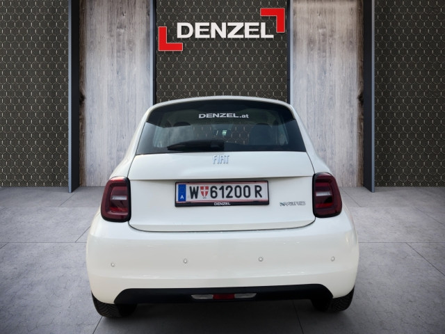 Bild 10: Fiat 500 Hybrid Hatchback
