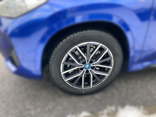 Bild 4: BMW iX1 xDrive30 U11