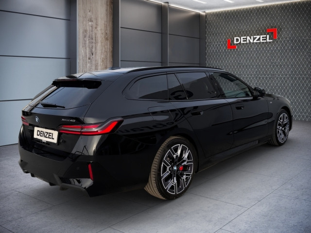 Bild 3: BMW i5 xDrive40 Touring