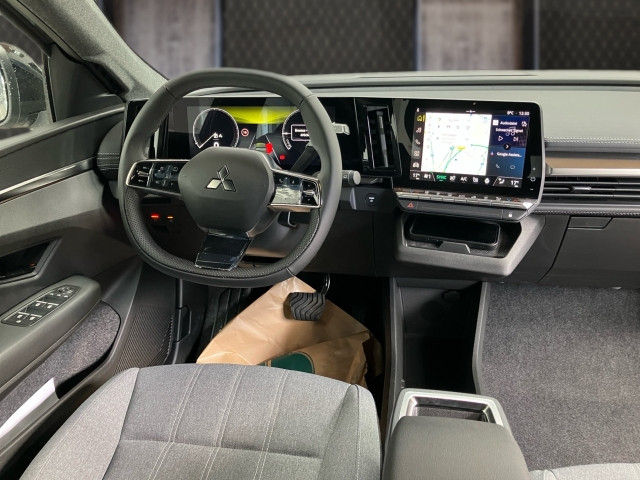 Bild 11: Mitsubishi Eclipse Cross BEV Invite 11kW LR 26