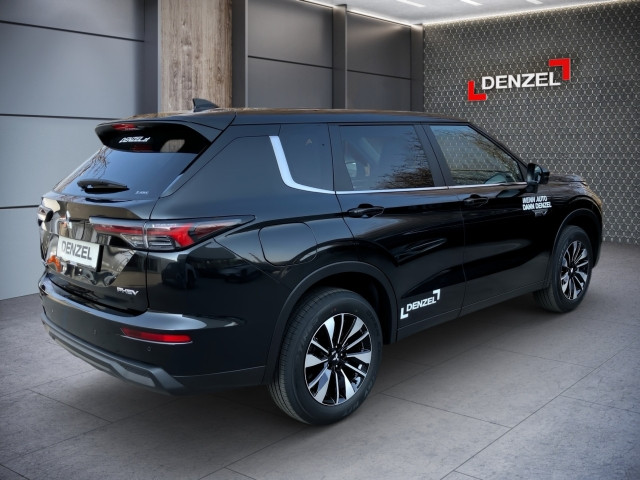 Bild 3: Mitsubishi Outlander PHEV 2,4 4WD Invite 220V AT 25