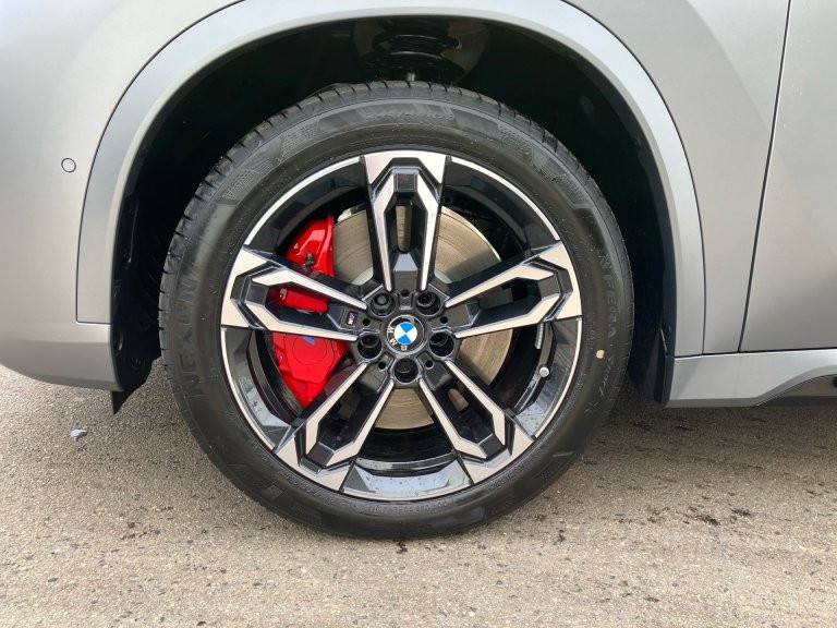 Bild 7: BMW iX1 xDrive30 U11
