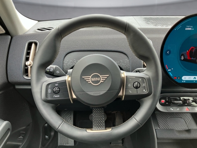 Bild 9: Mini Countryman S All4 48