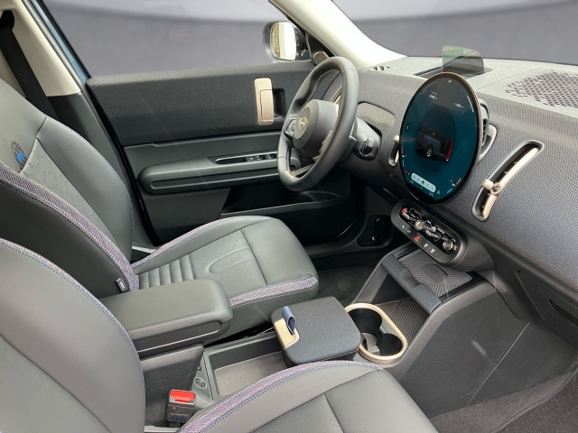 Bild 10: Mini Countryman S All4 48