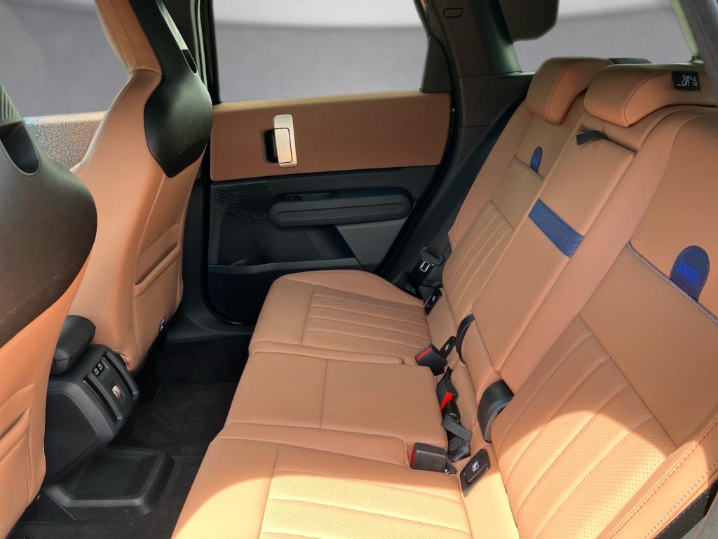 Bild 11: Mini Countryman C U25 B38