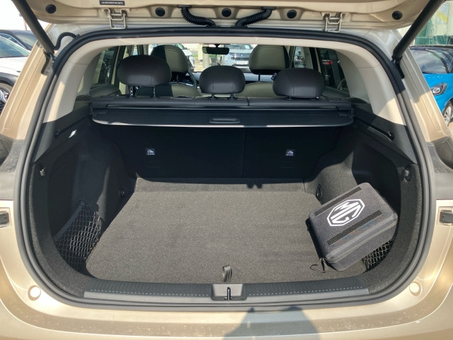 Bild 9: MG S6 Luxury 4WD 77kwh/299kw Österreich Paket EV/PHEV