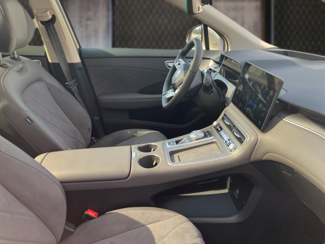 Bild 5: MG S6 Luxury 4WD 77kwh/299kw Österreich Paket EV/PHEV