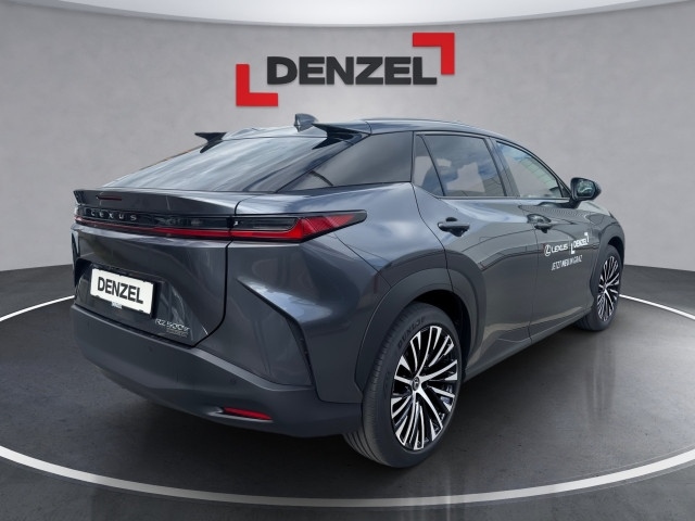 Bild 13: Lexus RZ 500e  Executive