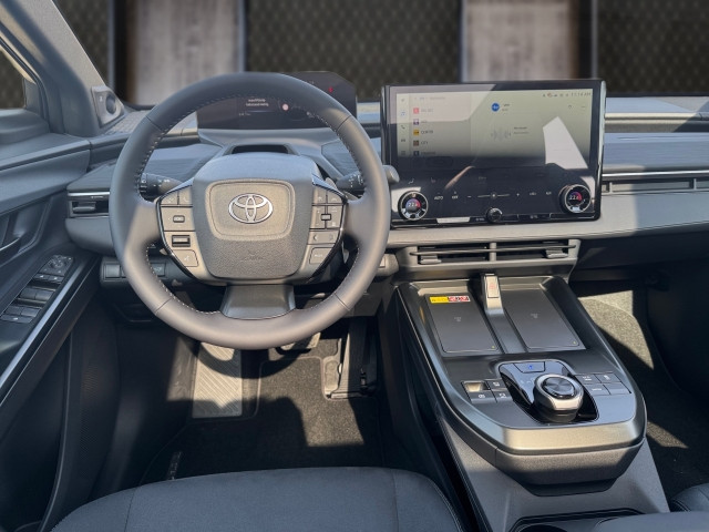 Bild 4: Toyota C-HR+  BEV 2  4x4 Lounge ECV