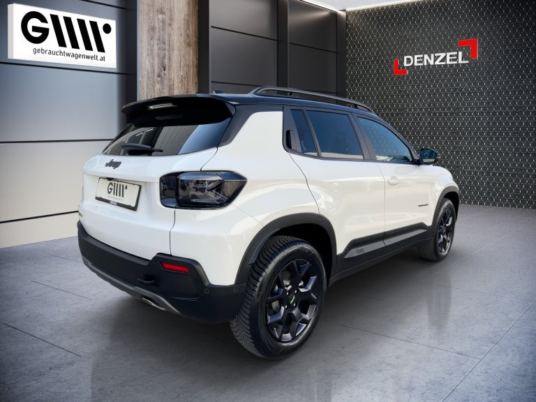 Bild 3: Jeep Avenger 1.2 T3 e-Hybrid 4ex Upland e-DCT6