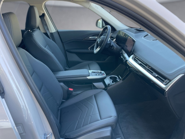 Bild 10: BMW iX1 eDrive20 U11