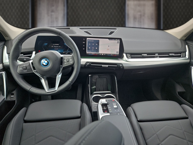 Bild 8: BMW iX1 eDrive20 U11