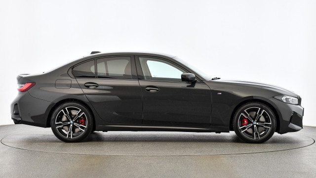 Bild 9: BMW 320i xDrive Limousin