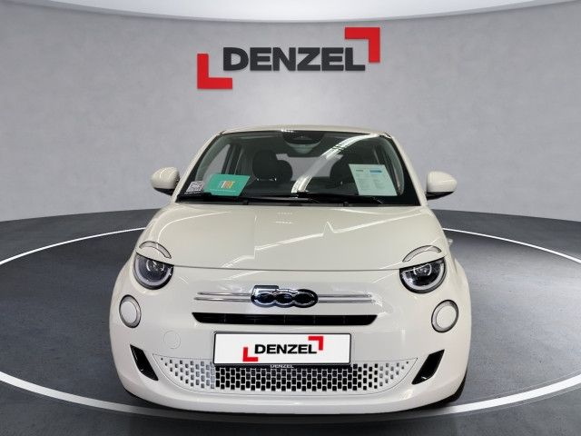 Bild 1: Fiat 500 Hybrid Hatchback