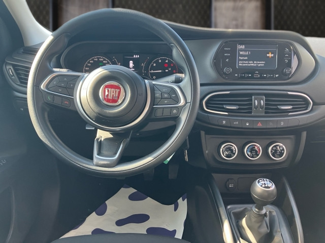 Bild 6: Fiat Tipo Limousine Diesel 130