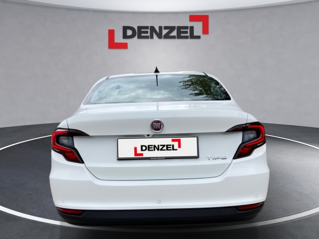 Bild 10: Fiat Tipo Limousine 1,6 Turbo 130