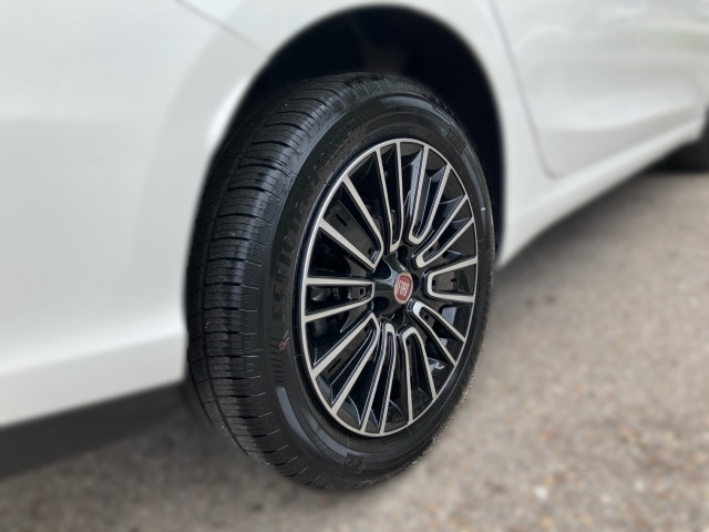 Bild 4: Fiat Tipo Limousine 1,6 Turbo 130