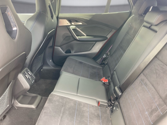 Bild 11: BMW X2 sDrive18d U10