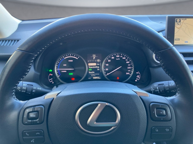 Bild 9: Lexus Lexus NX 300h Limited Hybrid