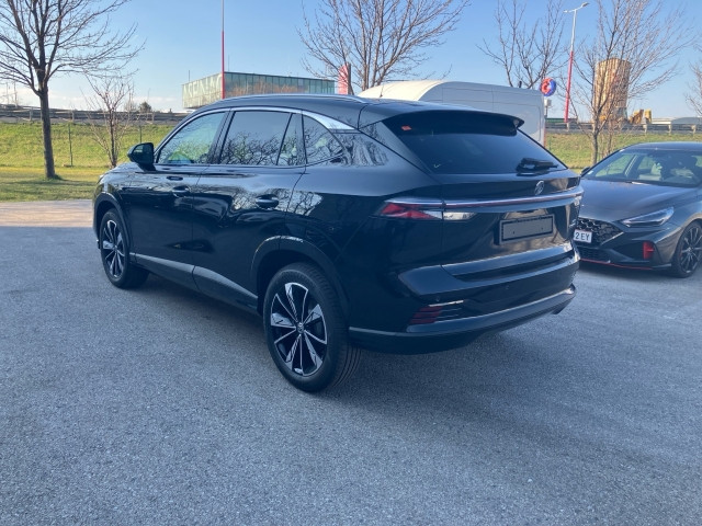 Bild 14: MG HS HEV Luxury Lenkradhzg. 25.5