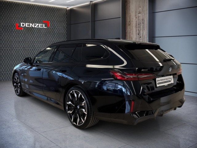 Bild 2: BMW 550e xDrive Touring