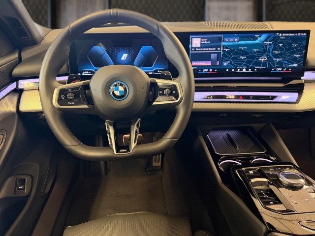 Bild 6: BMW 550e xDrive Touring