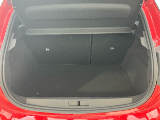 Bild 9: Opel Corsa Edition 1.2 Direct Injection Turbo (74 kW/100PS) 6-Gan