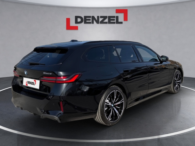 Bild 3: BMW 550e xDrive Touring