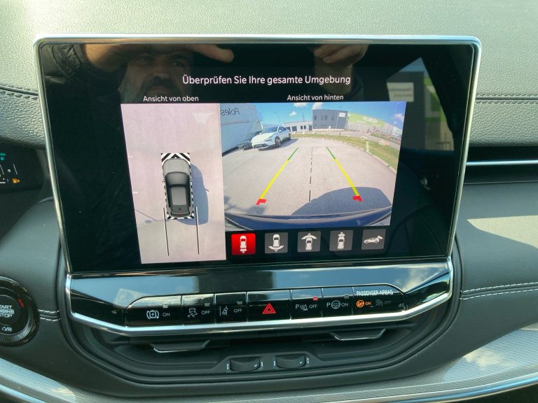 Bild 14: Jeep Compass 1.3 PHEV S A