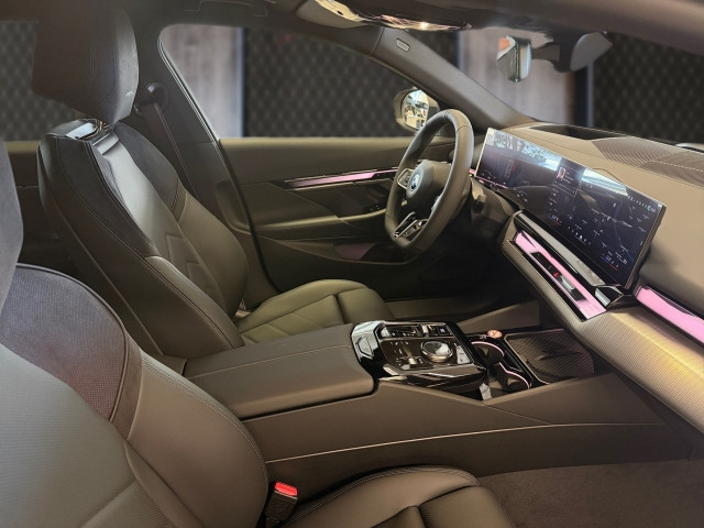 Bild 5: BMW i5 xDrive40 Touring