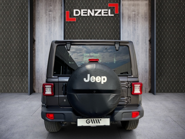 Bild 10: Jeep Wrangler Sahara 2,2