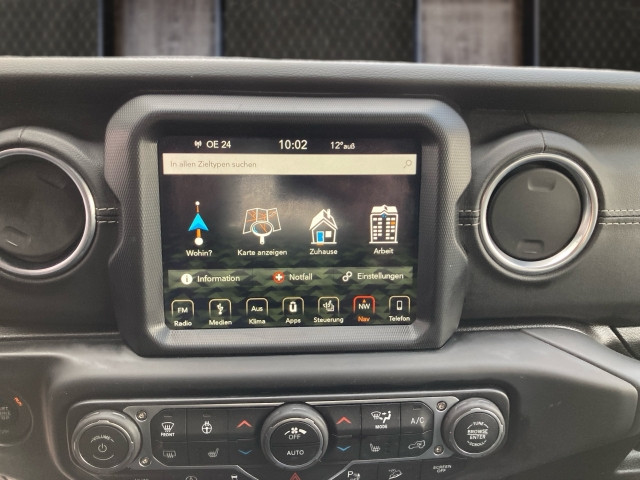 Bild 7: Jeep Wrangler Sahara 2,2