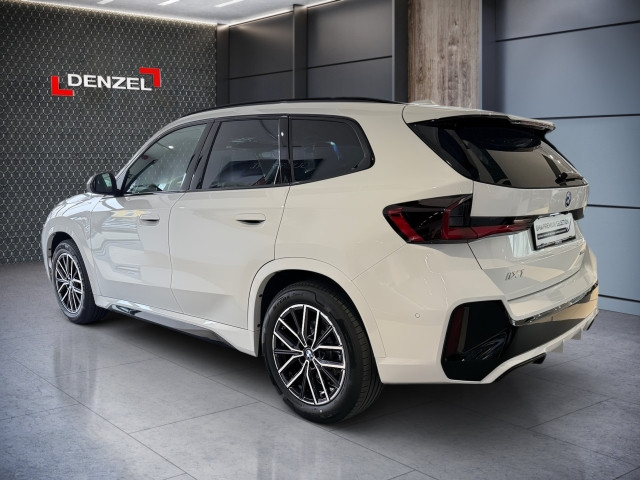 Bild 2: BMW iX1 xDrive30 U11 XE2