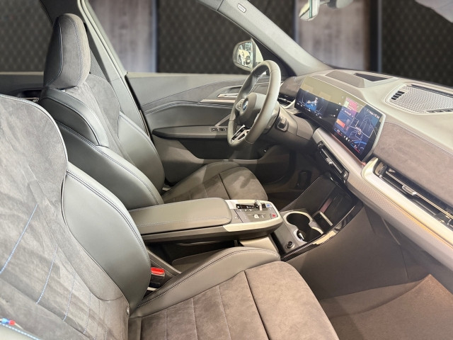 Bild 5: BMW iX1 xDrive30 U11 XE2