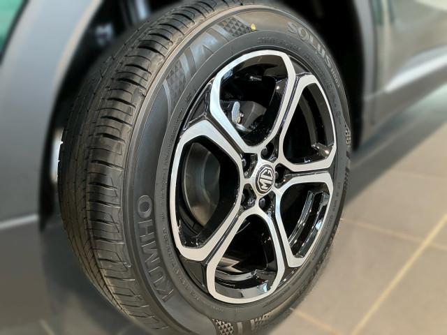 Bild 6: MG ZS+ 1,5 MT Deluxe 25.5 Österreich Paket