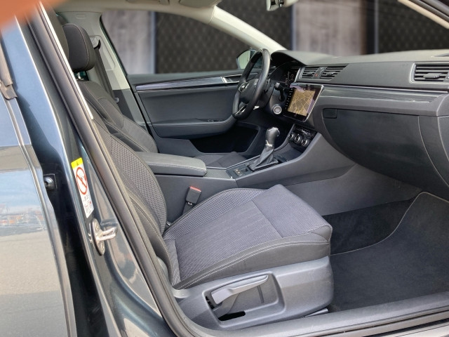 Bild 5: Skoda Superb Kombi 2,0 TDI