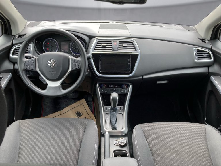 Bild 8: Suzuki SX4 S-Cross 1,4 DITC 4WD shine Aut.