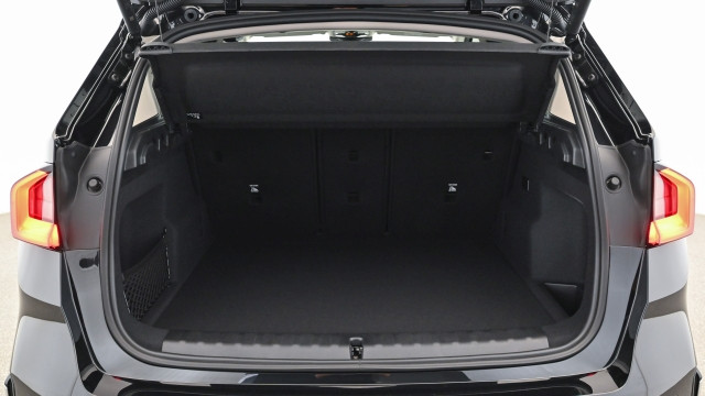 Bild 9: BMW iX1 eDrive20 U11 HB0