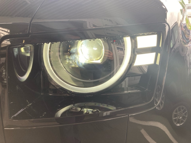 Bild 6: Land Rover Defender 110 X-Dyn. SE 300PS