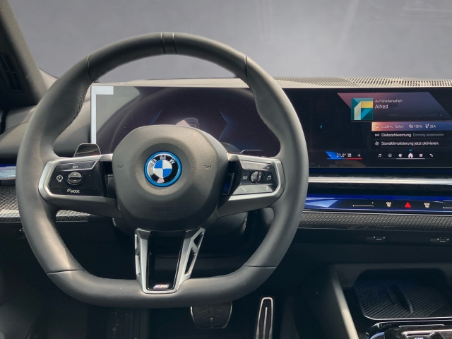 Bild 9: BMW i5 xDrive40 Touring
