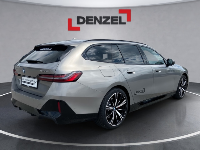Bild 3: BMW i5 xDrive40 Touring