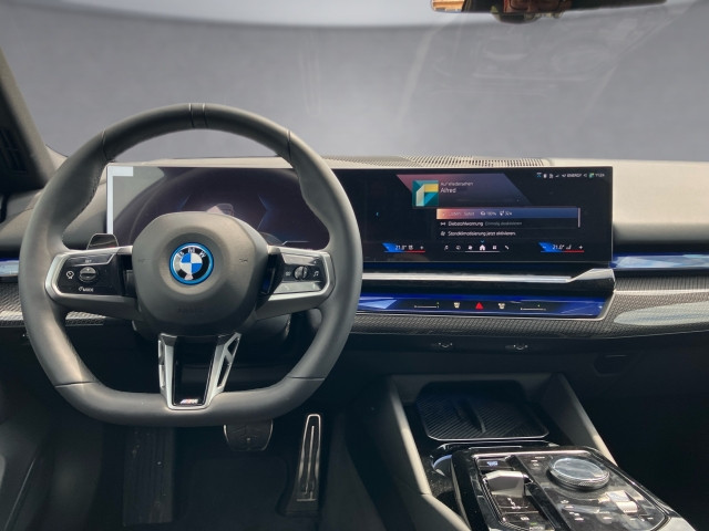 Bild 8: BMW i5 xDrive40 Touring