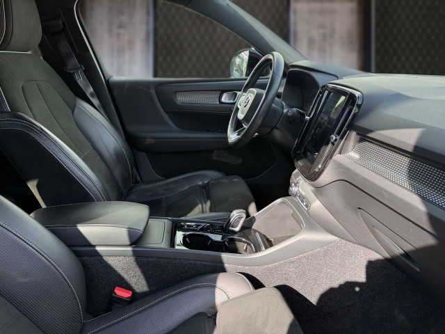 Bild 5: VOLVO PKW XC40 D3 R-Design AWD