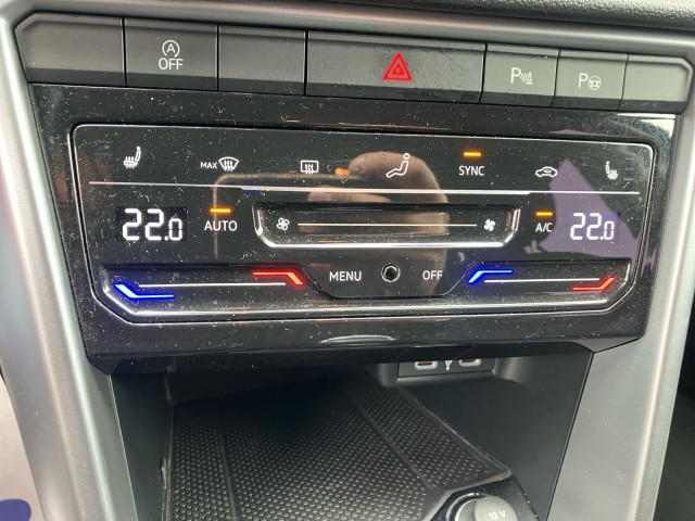 Bild 13: VW T-Roc 1,0 TSI Life