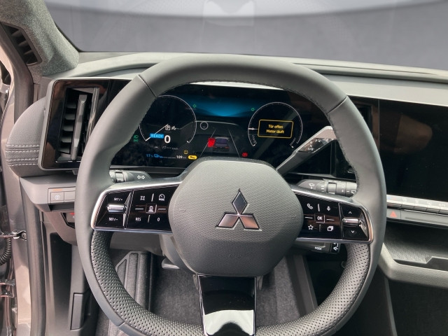 Bild 9: Mitsubishi Eclipse Cross BEV Invite 11kW LR 26