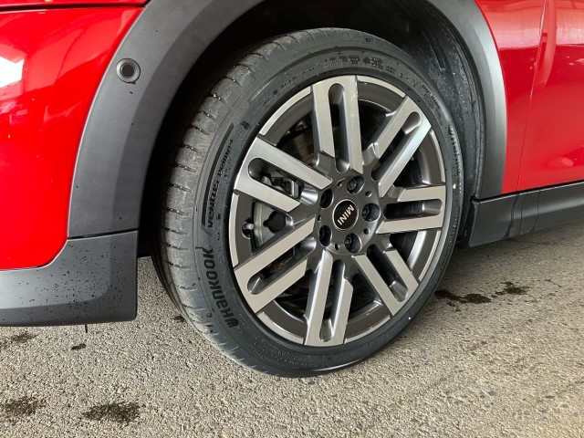 Bild 7: Mini Cooper C F66 B38