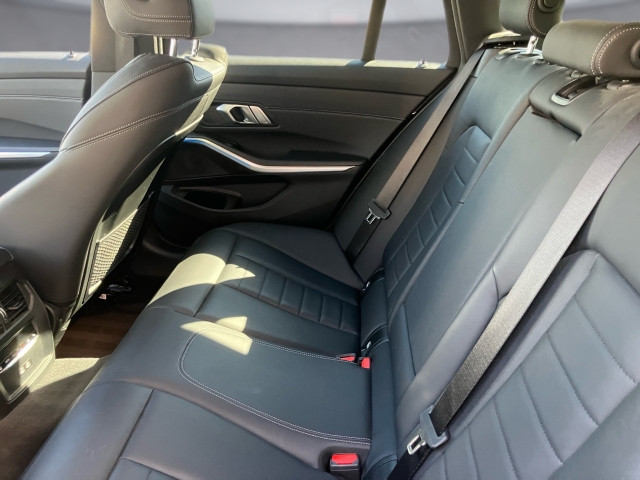 Bild 9: BMW 330e xDrive Touring G21 XB1